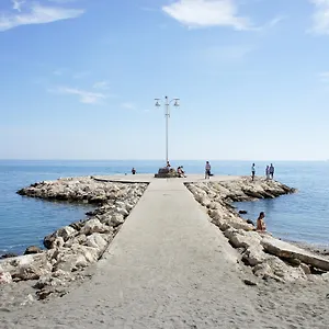 https://hotel-domus.1costadelsol.com