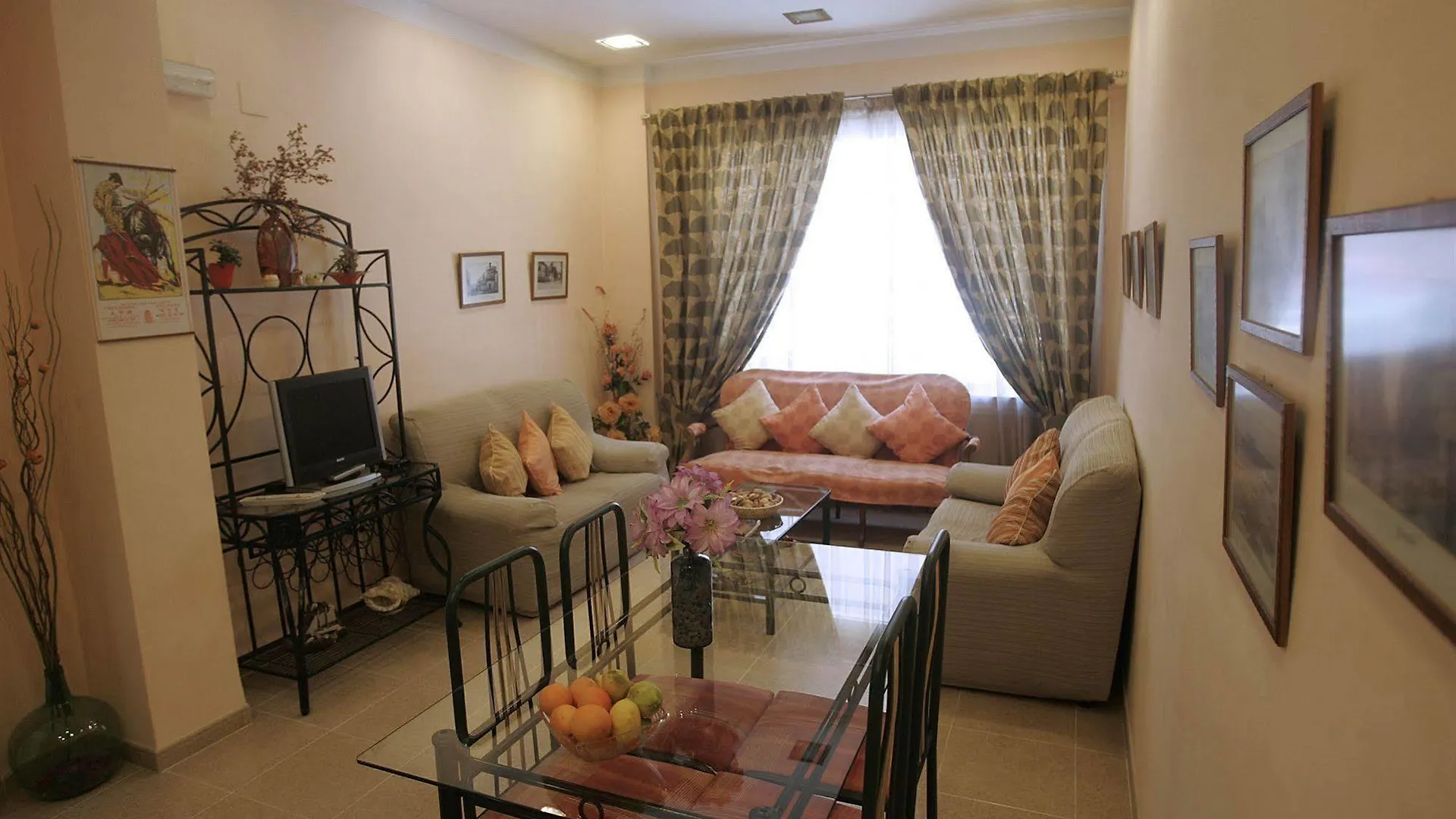 Hotel Goartin Malaga 2*,
